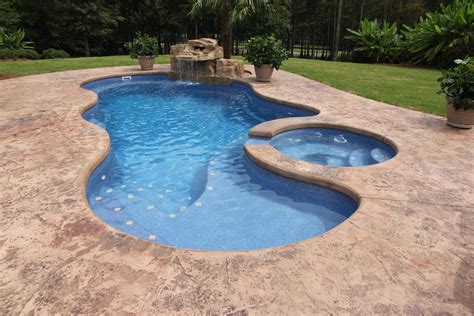 Saltwater Fiberglass Swimming Pool By Dolphin Pools Of West Monroe Viking Pools Trilo Small