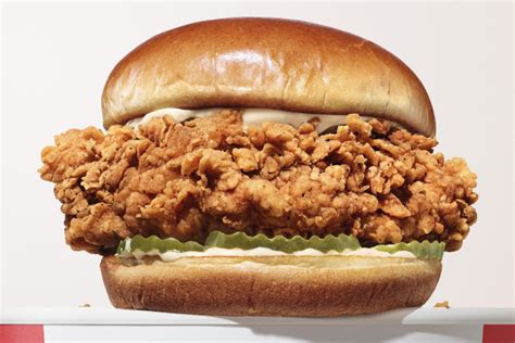 Kfc Biting Into The Battle Of Chicken Sandwiches 2021 01 08 Food