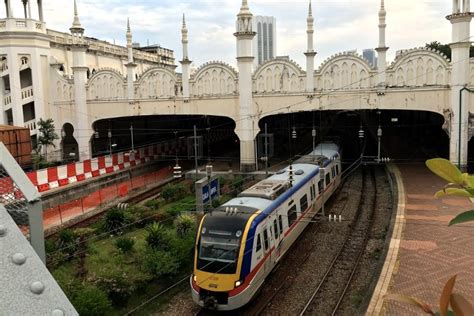 It is a building with moorish architecture, indian and victorian, which was built in 1886, and used by the national railway company. Kuala Lumpur KTM Station - klia2.info
