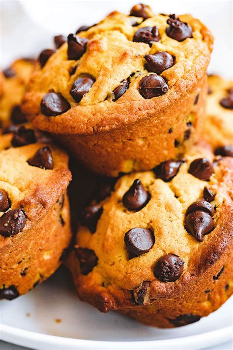 Pumpkin Chocolate Chip Muffins Recipe — Eatwell101