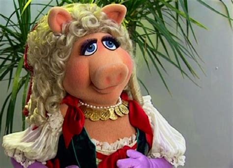 Miss Piggy As A Gypsy Miss Piggy Pinterest