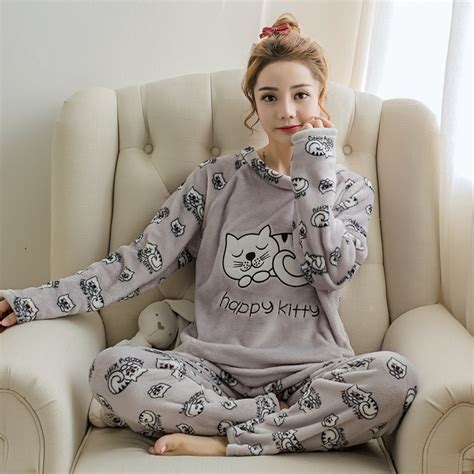 flannel winter women warm printing cartoon cat pajamas with long sleeve long pant plus thick o