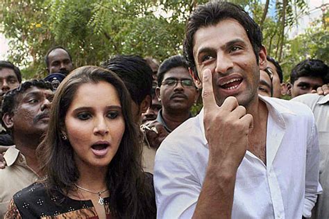 Sania Mirza Convinced Shoaib Malik To Play With Salman Khan Bollywood