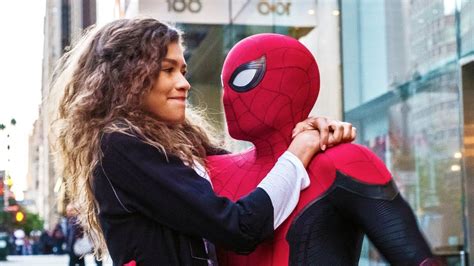 New Spider Man Far From Home Extended Trailer 2 Marvel Movies In Order Marvel Cinematic