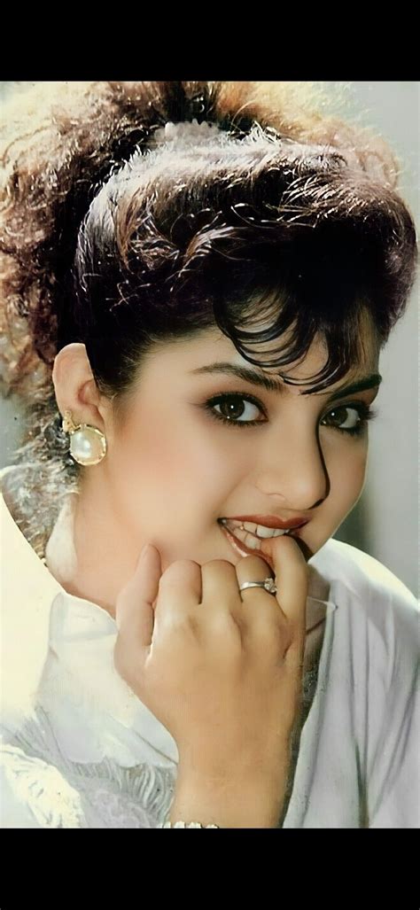 Bollywood Actress Divya Bharti Biography Artofit