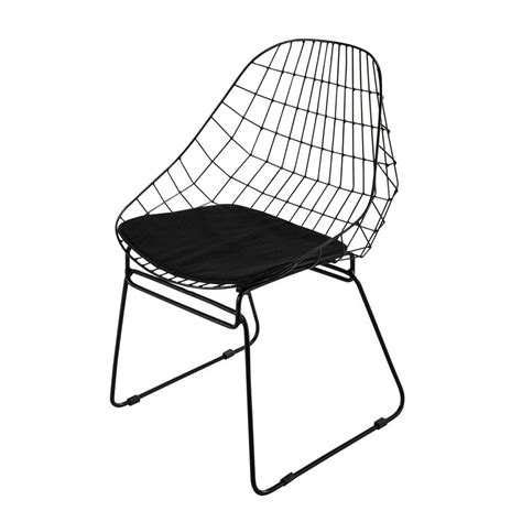 With its minimalistic design our beautiful paris stackable chair is perfect for your home or commercial space. Metallstuhl, schwarz | Metal patio chairs, Metal outdoor ...