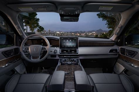 Sold primarily in north america, the navigator is the lincoln counterpart of the ford expedition. 2020 Lincoln Aviator Interior Colors - Lincoln Cars Review ...