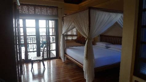 Internet services, amazing bar, parking space, you may order food and drinks into the room, dry sauna, karaoke, conference rooms, playground for kids, seasonal fishing. Water chalet room - Picture of Avillion Port Dickson, Port ...
