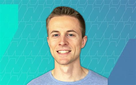 How Noah Bragg Built a SaaS in Public And Sold It for $300k After Only