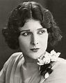 Evelyn Brent | Classic actresses, Silent film, Hollywood star