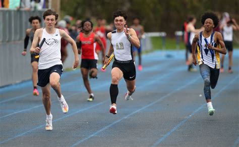 Nathan Lopez Goes The Distance For St Johns Prep In Division 1 Relays