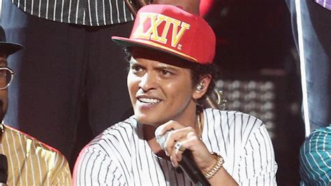Bruno Mars Opens The Bet Awards In Epic Fashion Hilariously Calls Out