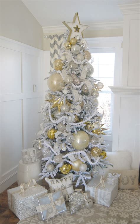 Home By Heidi Silver And Gold Christmas Tree