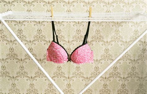 When You Should Replace Your Bras According To Lingerie Experts