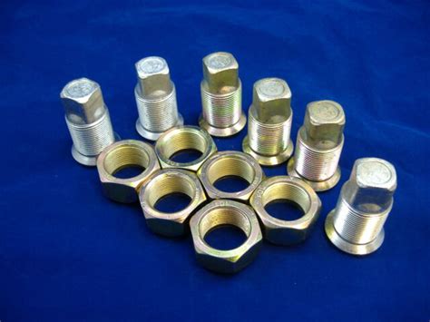 M35a2 25 Ton 6 Right Hand Inner And Outer Rear Lug Nuts M35 Military