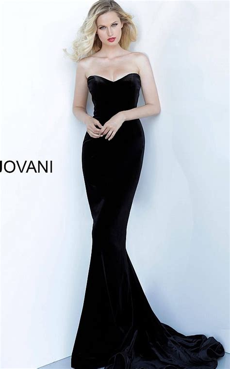 Black Long Fitted Sweetheart Neckline Velvet Jovani Dress 63993