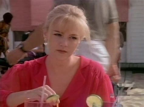 Kelly Beverly Hills 90210 Image 3185727 Fanpop