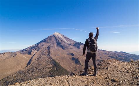 Conecta Con La Naturaleza Realizando Senderismo En México