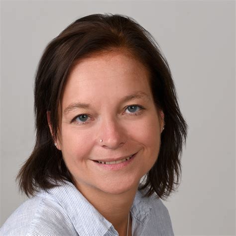 Angela Werner Office Managerin Eurofins Biopharma Product Testing