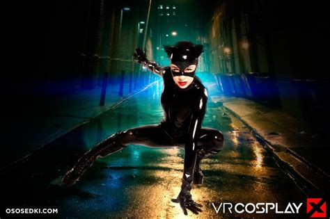 Kylie Rocket DC Comics Catwoman cosplay desnudo asiático fotos Onlyfans Patreon Fansly