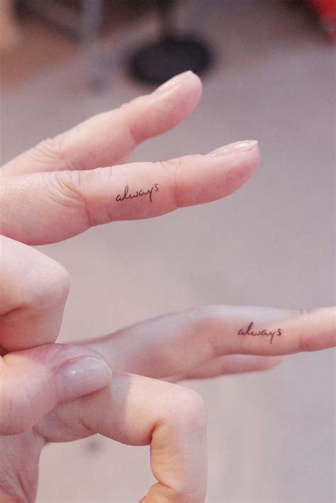 34 Top Amazing Ideas For Finger Tattoos Finger Tattoos Words Finger
