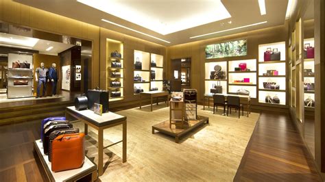 They appear very like the actual ones and even experts aren't able to write out the main difference. Louis Vuitton Kuala Lumpur Starhill Store in KUALA LUMPUR ...