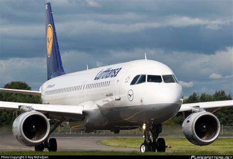 D Aiqc Lufthansa Airbus A320 211 Photo By Ray Mcfadyen Id 145569