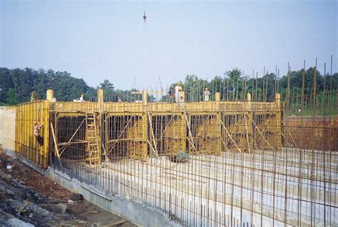 Hand E Form Wall Forming System Efco Formwork Solutions