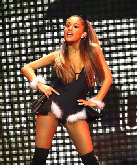 Ariana Grande Performs At 1013 Kdwbs Jingle Ball 2014 In St Paul