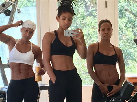 Jada Pinkett Smith Shows Off Her Abs With Her Daughter And Mom