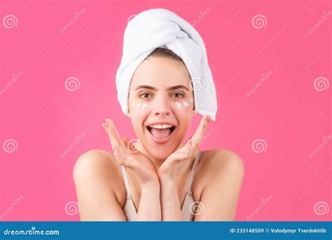 Face Mask Spa Beauty Treatment Skincare Woman Facial Care Beautiful