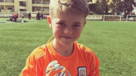 Young Crewe Goalie Has Leg Amputated After Cancer Diagnosis Bbc News
