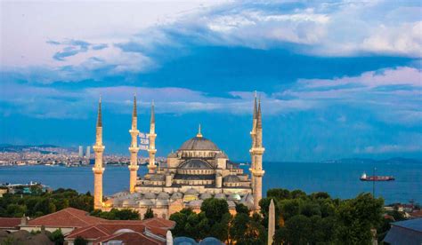 Turkiet är känt för de ändlösa stränderna, den goda maten, gästvänligheten och bra service. Resor till Turkiet - Aktiviteter, flyg och priser - Buffert