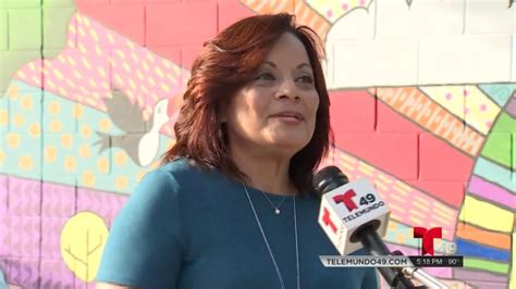 Mujer Boricua Es La Maestra Ejemplar Del Año En Pasco Telemundo Tampa