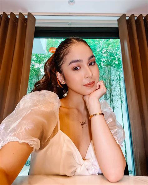 She shows us how to achieve a complete look using only 7 makeup items tonight , 8pm only on julia barretto's youtube channel. Vicki Belo defends Julia Barretto going braless | Inquirer ...