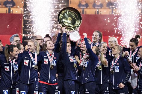 Tot ce trebuie să știi despre campionatul european de fotbal. Campionatul European De Handbal Feminin 2020, Program și ...