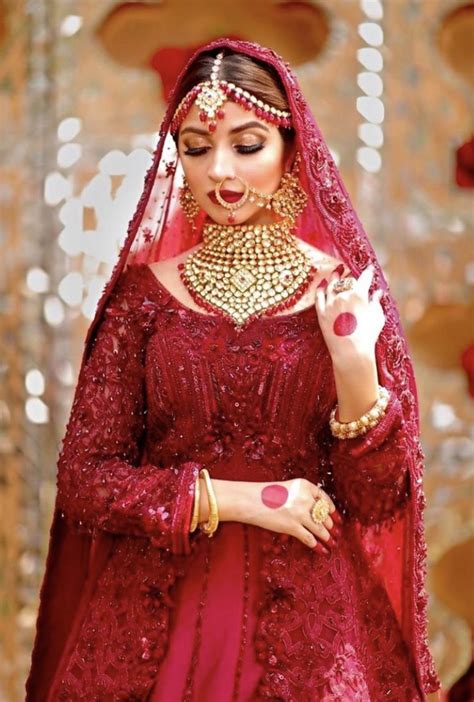 Kinza Hashmis Latest Bridal Photo Shoot Wedding Dresses For Girls
