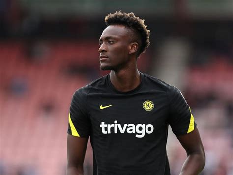 tammy abraham seals £34million switch from chelsea to roma on five year deal guernsey press