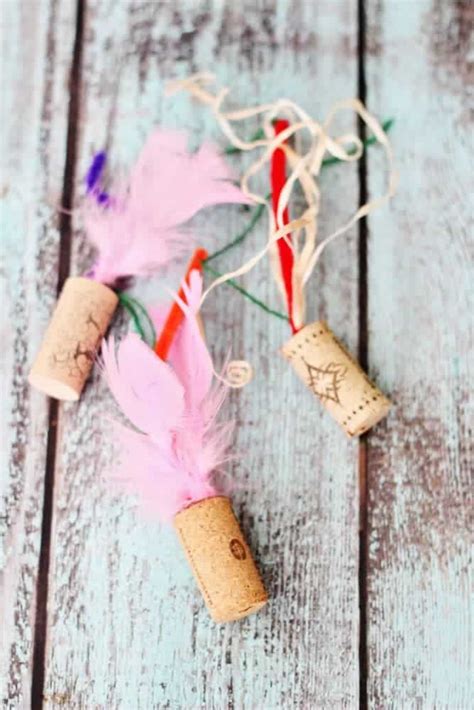 Diy Cat Toys From Wine Corks Sweet T Makes Three