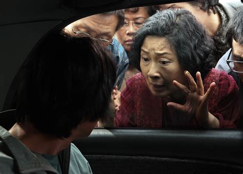 critique du film coréen mother de bong joon ho