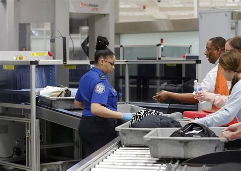 Atlanta Airport More Than 1 Hour Of Waiting At Checkpoints