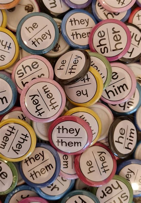 Pronoun Badges In Bulk Packs Of 10 25mm 1 Inch Button Pin Badges