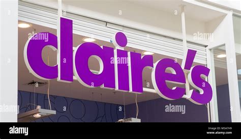 Claires Stores Hi Res Stock Photography And Images Alamy