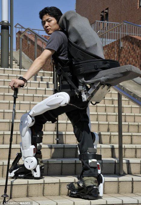 Slick Exoskeleton Grants Superhuman Strength Endurance Gadgets