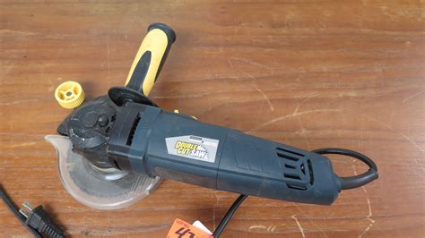 Chicago Handheld Double Cut Saw