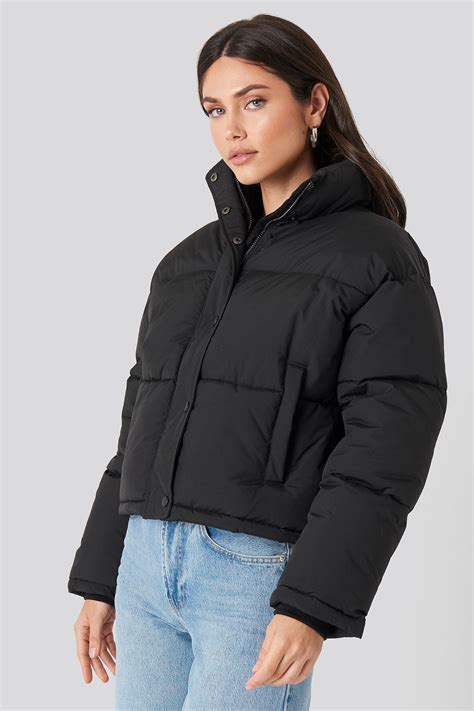 Short Padded Jacket Black | Puffer jacket outfit, Padded jacket, Black puffer jacket