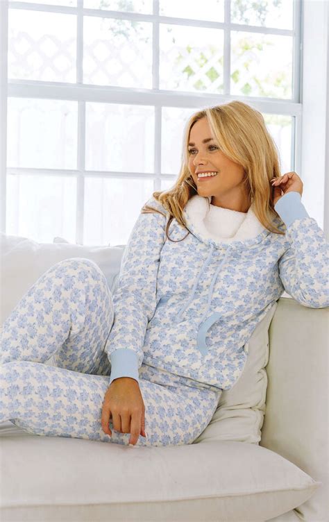 Snow Day Shearling Rollneck Pajama Set In Womens Fleece Pajamas