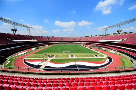 Corinthians once more and carries on his reputation of scoring crucial goals for the club since his arrival. Confira tudo sobre o clássico entre São Paulo e ...