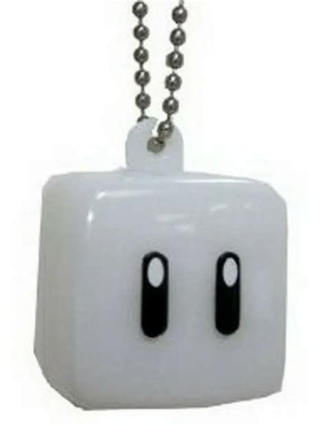 Nintendo Super Mario Bros Wii Light Up Mascot Glow Block Charm