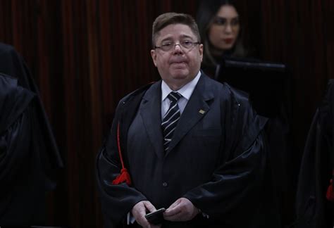 Corregedor Do Tse Que Impôs Derrotas A Bolsonaro Deixa O Cargo E Dá Lugar A Ministro Que